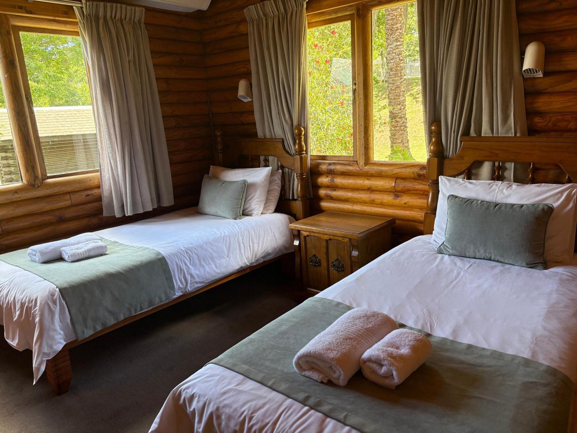 Eight Bells Mountain Inn Ruiterbos Bilik gambar